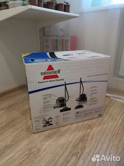 Новый Пылесос моющий Bissell 81N7-J