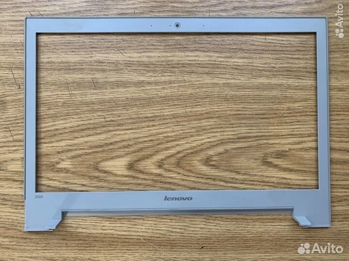 Рамка матрицы Lenovo Z500 оригинал б/у с дефетом