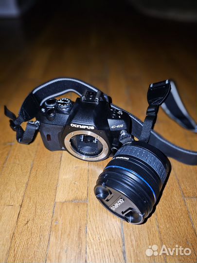 Зеркальный фотоаппарт Olympus
