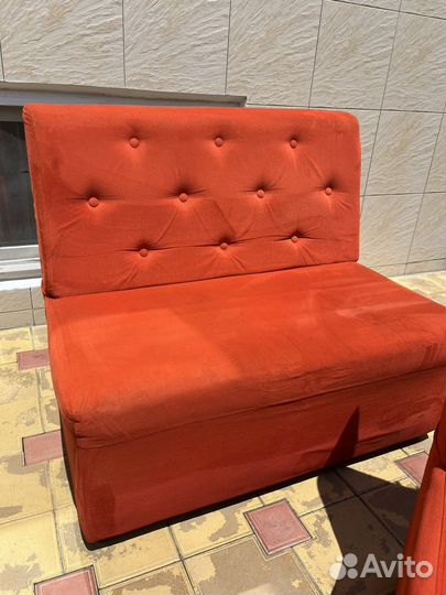 Маленький диванчик бу