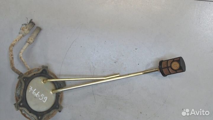 Датчик уровня топлива Mitsubishi L200, 2005