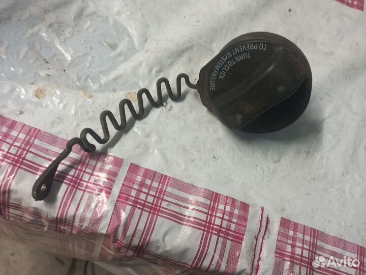 Крышка горловины бензобака на Volvo XC90