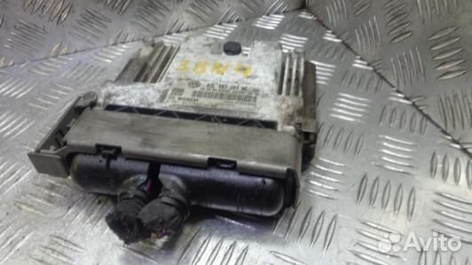 Блок управления двс volkswagen passat B7 (3BN04PC0