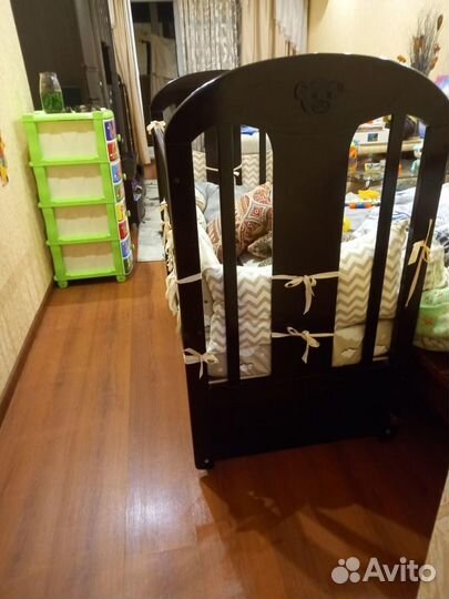Детская кроватка