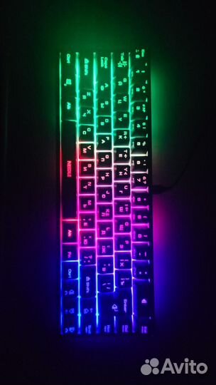 Игровая клавиатура с подсветкой