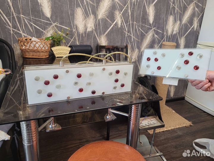 Люстра и настенный светильник