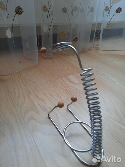 Подставка для винных бутылок