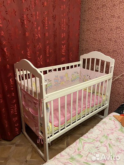 Детская кроватка