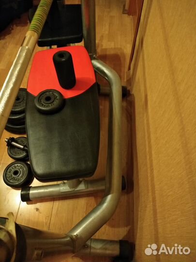 Скамья для жима лежа со штангой