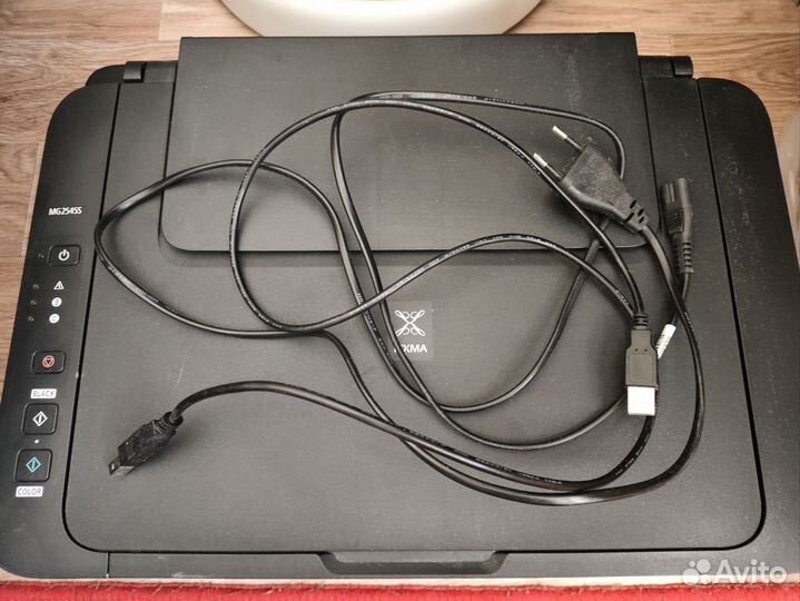 Цветной струйный принтер canon