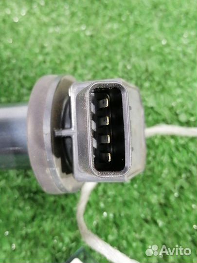 Катушка зажигания Toyota Isis ANM10 1azfse 2005