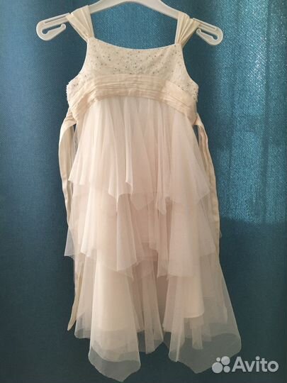 Платье праздничное