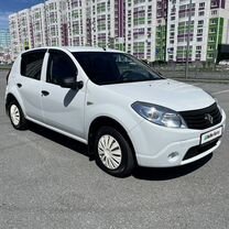 Renault Sandero 1.4 MT, 2013, 146 000 км, с пробегом, цена 640 000 руб.