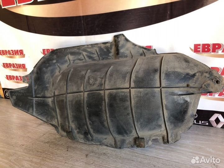 Подкрылок задний левый Toyota Vista V40 1996