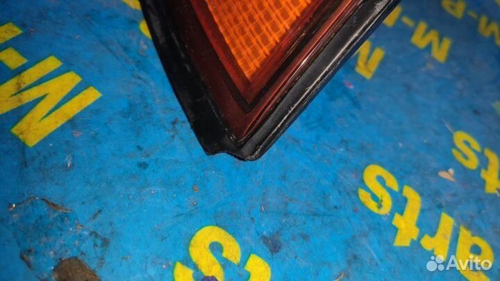 Стоп-сигнал левый Toyota Camry SV30 SV33 SV35 1992