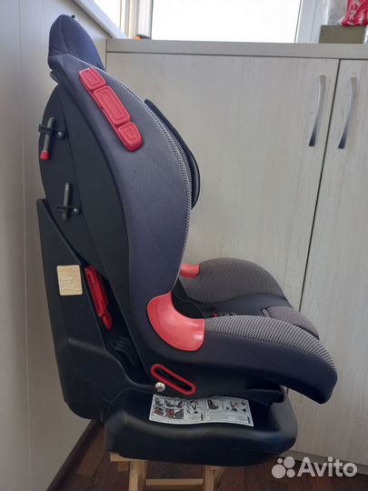 Детское автокресло siger