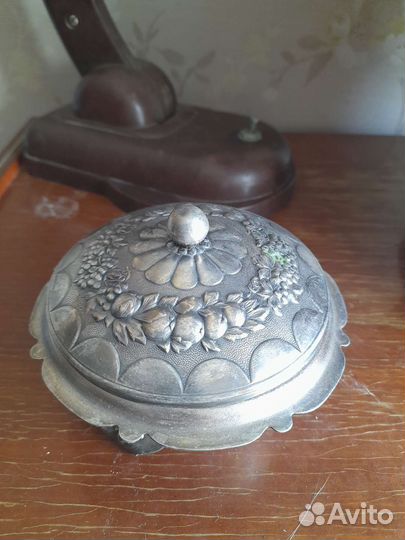 Икорница. Вазочка с крышкой. Мельхиор. СССР