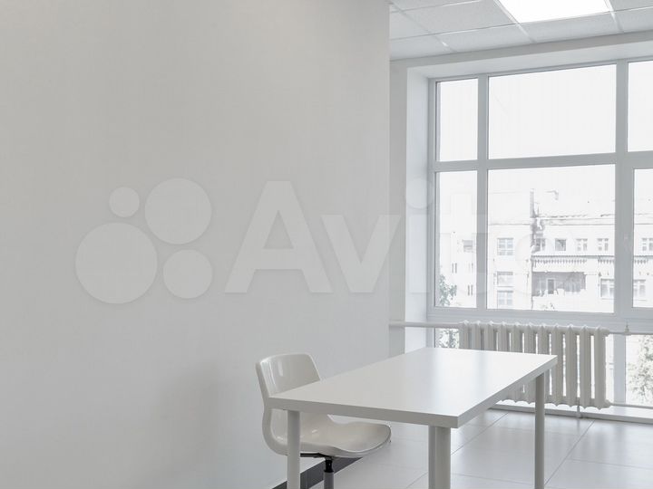 Офис 17 м² в современном стиле