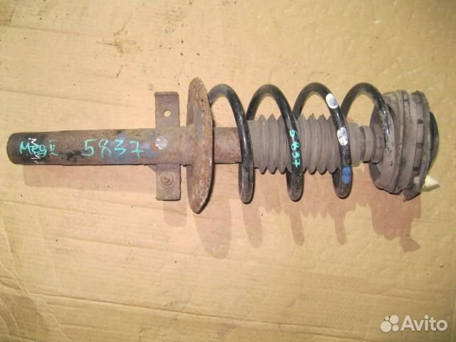 Амортизатор передний от Renault Megane II 2002-20