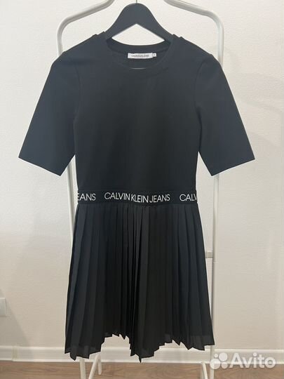 Calvin klein платье
