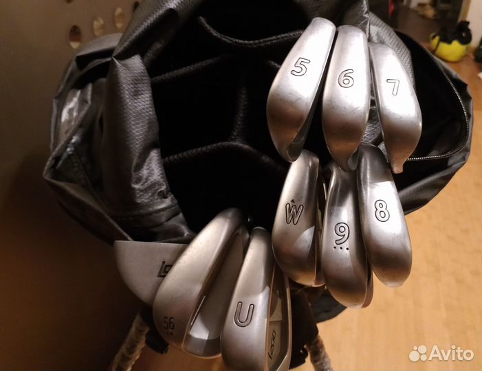 Бэг с клюшками для гольфа