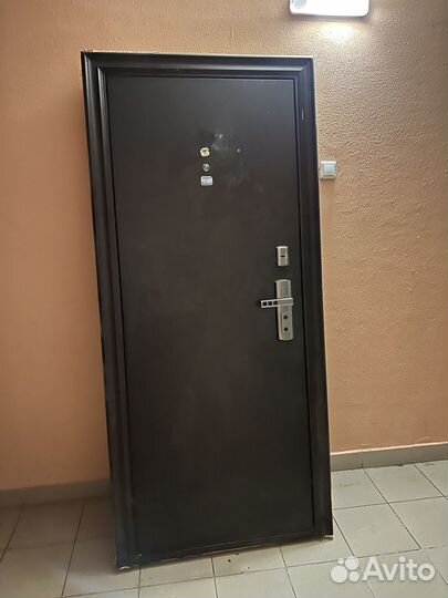 Дверь входная бу