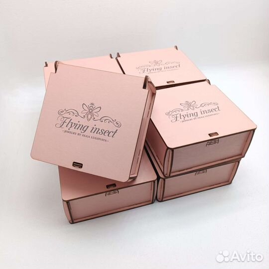 Деревянные коробочки с логотипом 11х11х5см