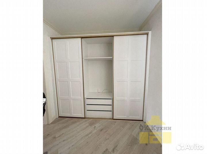 Шкафчик для ванной