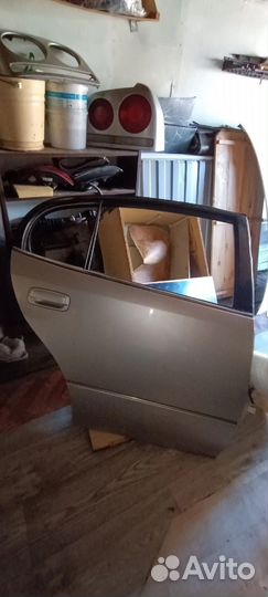 Дверь задняя правая aristo gs300 jzs160