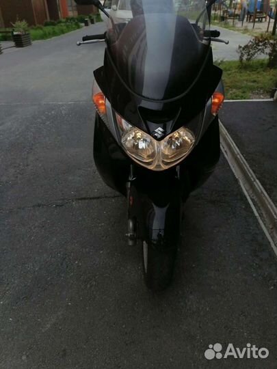 Максискутер Сузуки skywave 400
