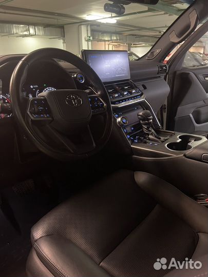 Toyota Land Cruiser 3.5 AT, 2021, 22 000 км