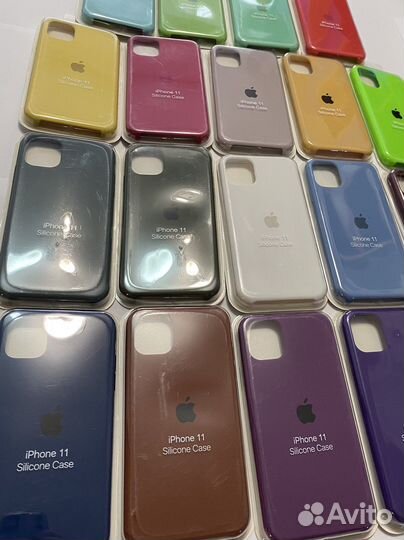 Чехол на iPhone 11