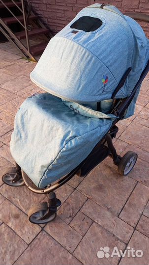 Прогулочная коляска