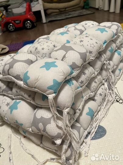 Бортики в детскую кроватку бонбон