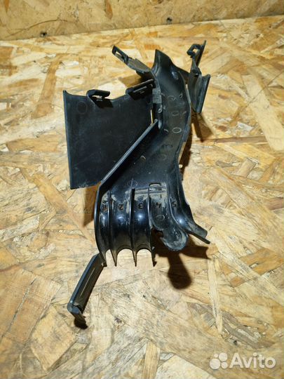 Vag 1J0971615 кожух электропроводки