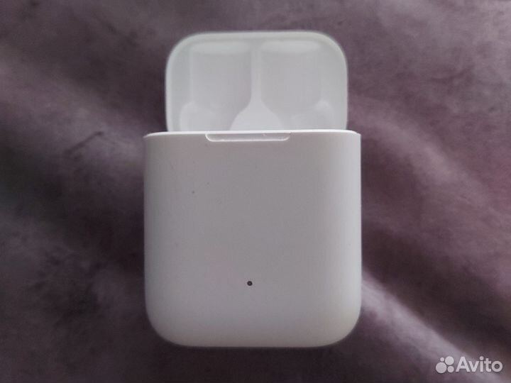 Кейс для Bluetooth наушников MI True wireless