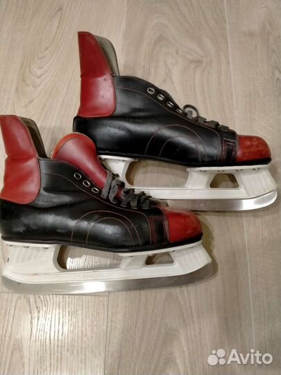 Коньки хоккейные