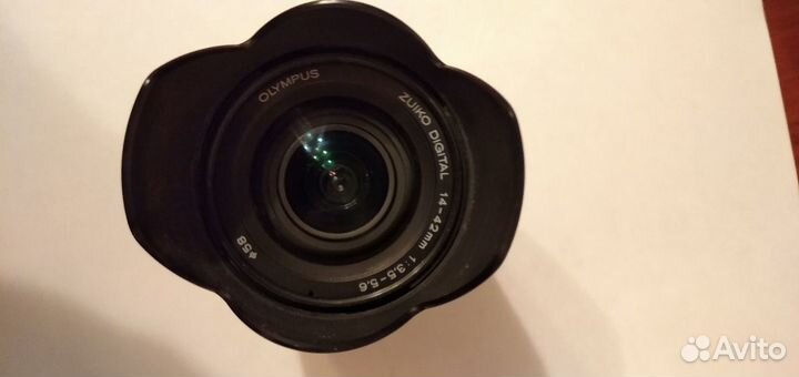 Объектив Olympus 14-42