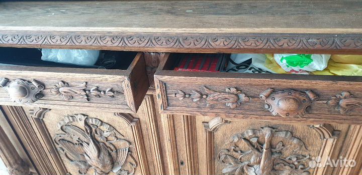 Старинный буфет