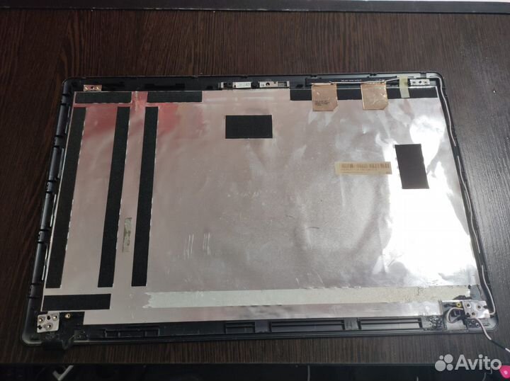 Крышка матрицы ноутбука asus R510