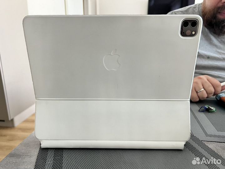 iPad pro 12.9 2021 256 5 поколения