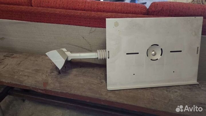 Кронштейн для телевизора