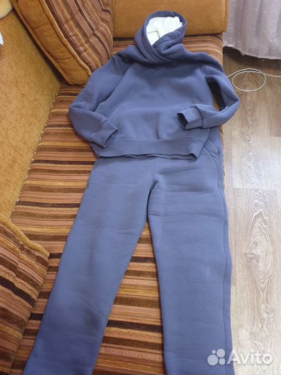 Новый женский зимний спортивный костюм