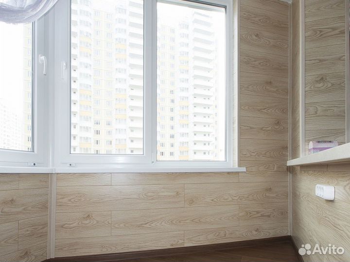 Пластиковые окна на балкон v-7034