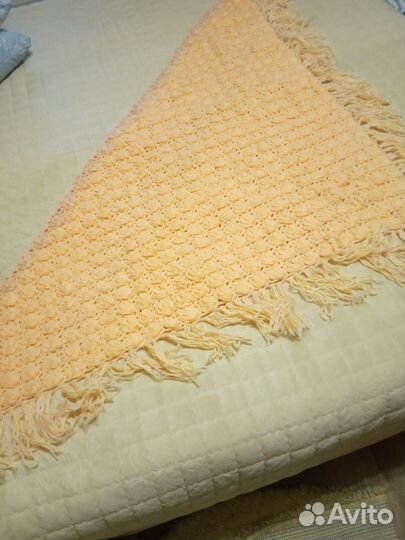 Шаль-косынка вязаная ручная работа (новая)