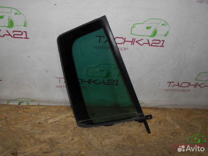 Форточка задняя правая Volkswagen Tiguan (07-16)