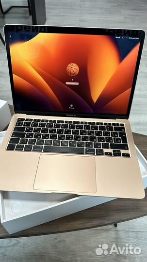 Apple MacBook air 13 2020 i3