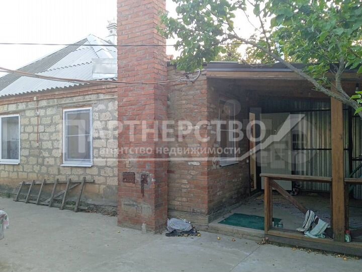 Дом 40 м² на участке 6 сот.