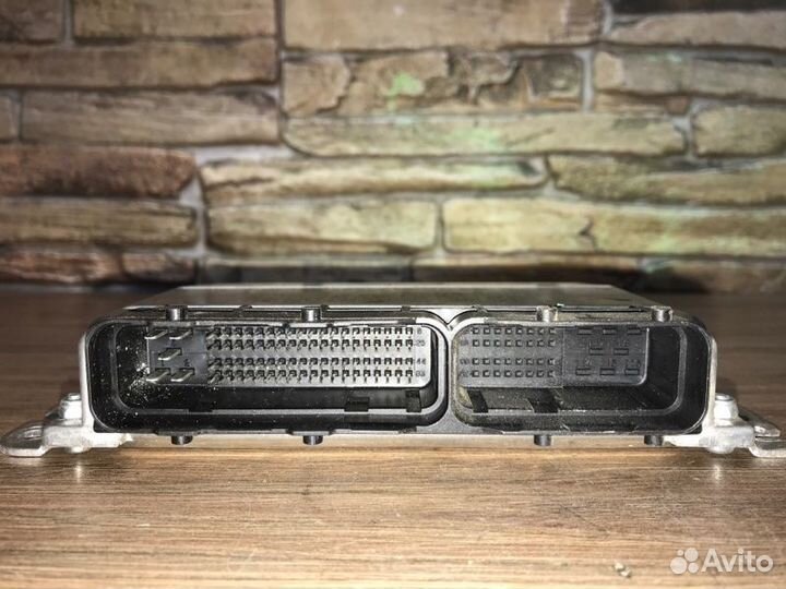 Блок управления двигателем Ваз 2114 11183 2007