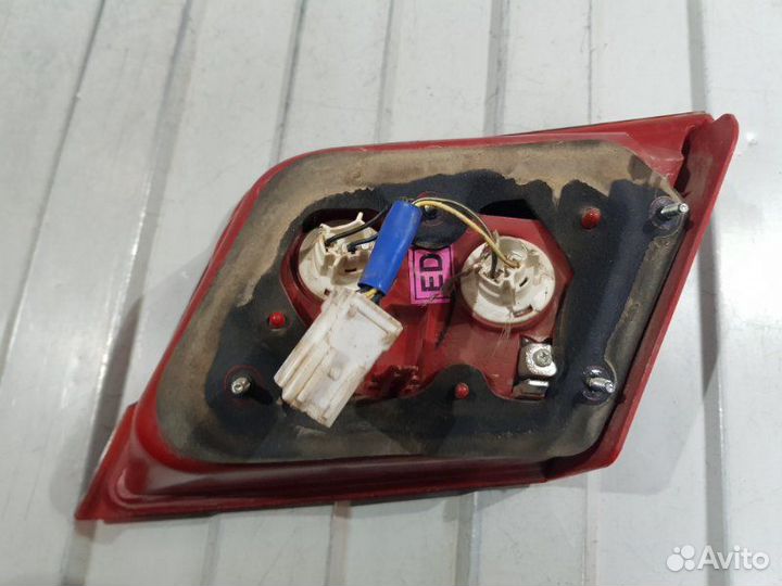 Фонарь задний внутренний левый Chevrolet Lacetti